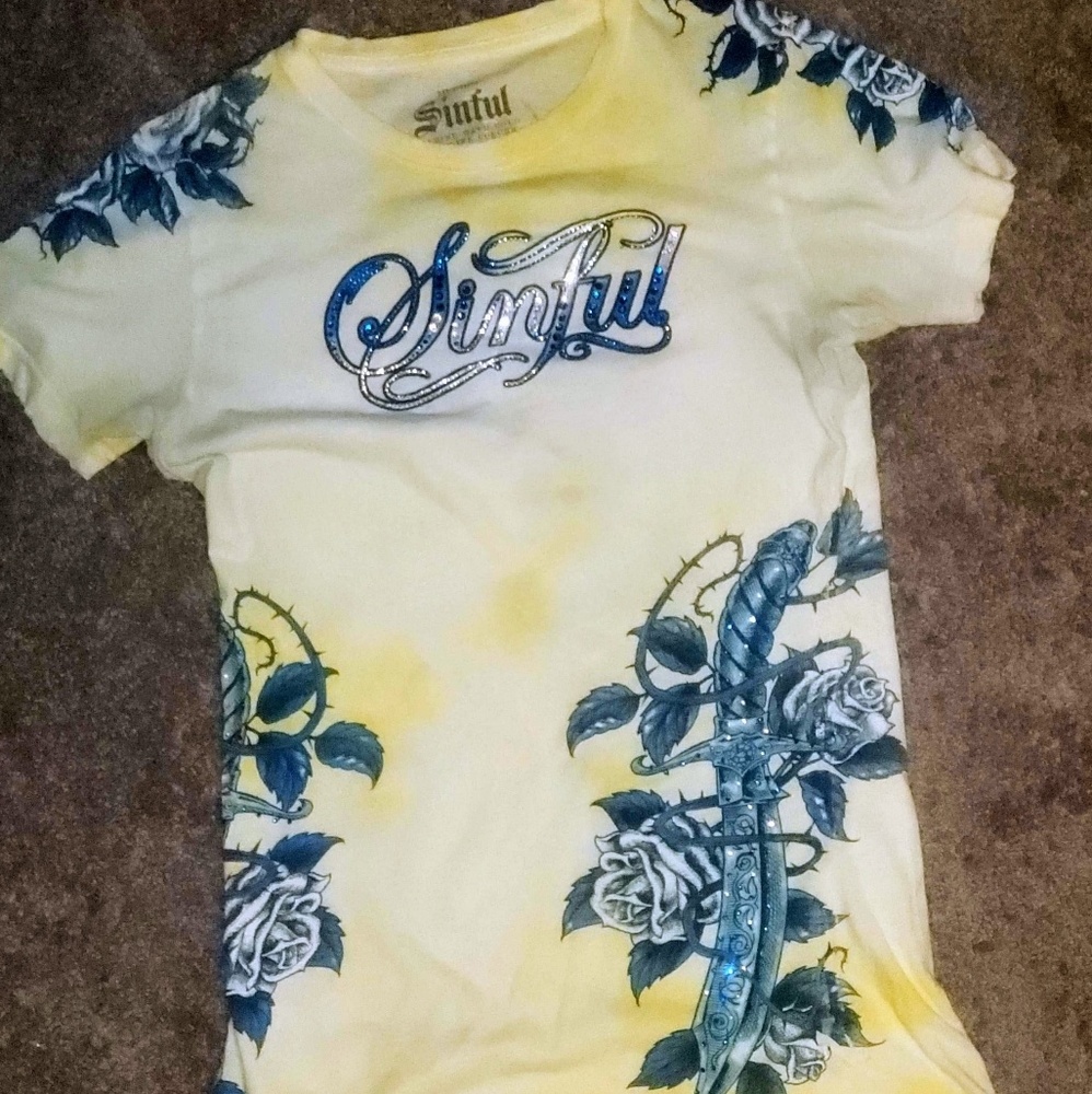 Sinful tee